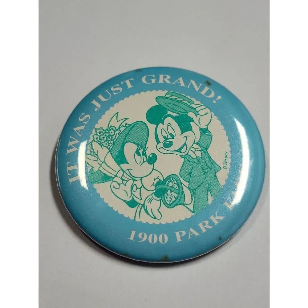 PIN BUTTON - Disney World - Mickey & Minnie - It Was Just Grand - 1900 Park Fair